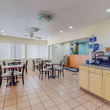 Days Inn By Wyndham Socorro Exterior foto